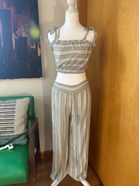 Striped Tie-Shoulder Smocked Crop Top & Wide-Leg Pants Set - Green/White